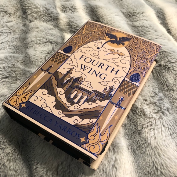 ✨ Fourth Wing Sprayed Edges The Big Book Box Bookish India Special Edition ✨ - Picture 7 of 13